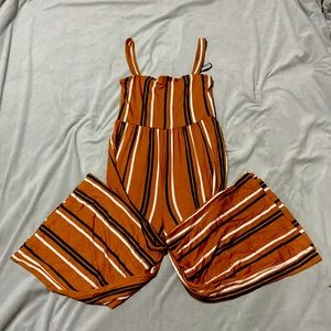 Forever 21 jumper super soft and comfortable not see through